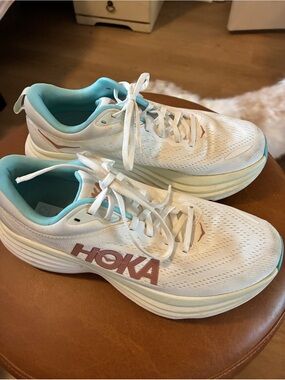 Hoka Bondi 8 Running Shoes White Light Blue Rose Gold Size 8.5.